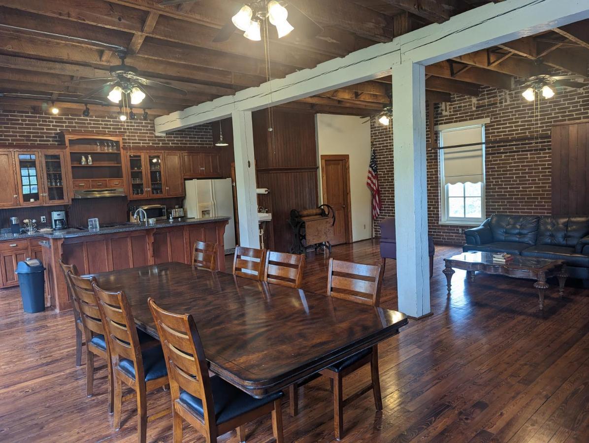 Arcadia Academy Bed & Breakfast Bagian luar foto